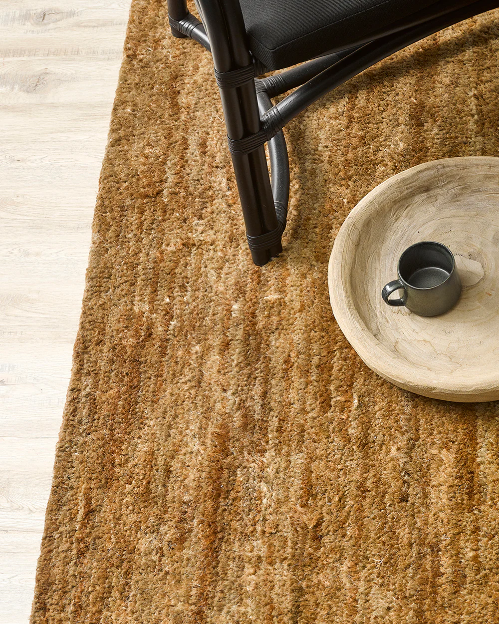PAMPAS FLOOR RUG - Image 3
