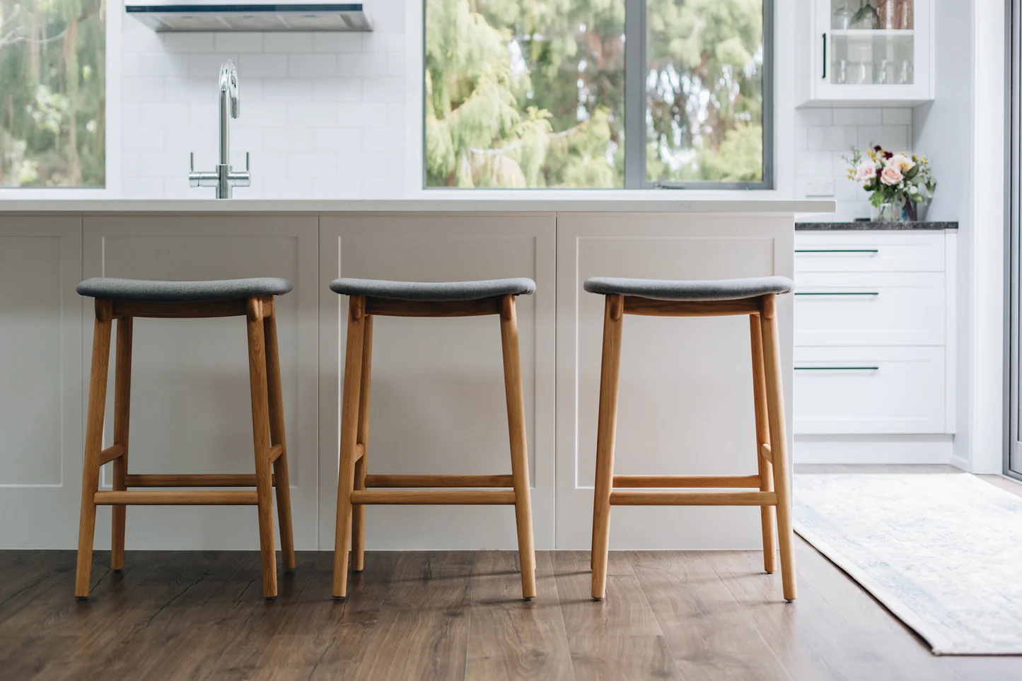 NILES BARSTOOL - Image 6